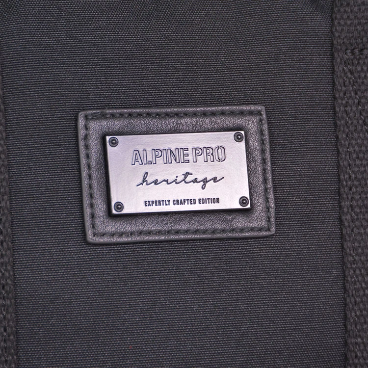 LBGG070990_6.jpg