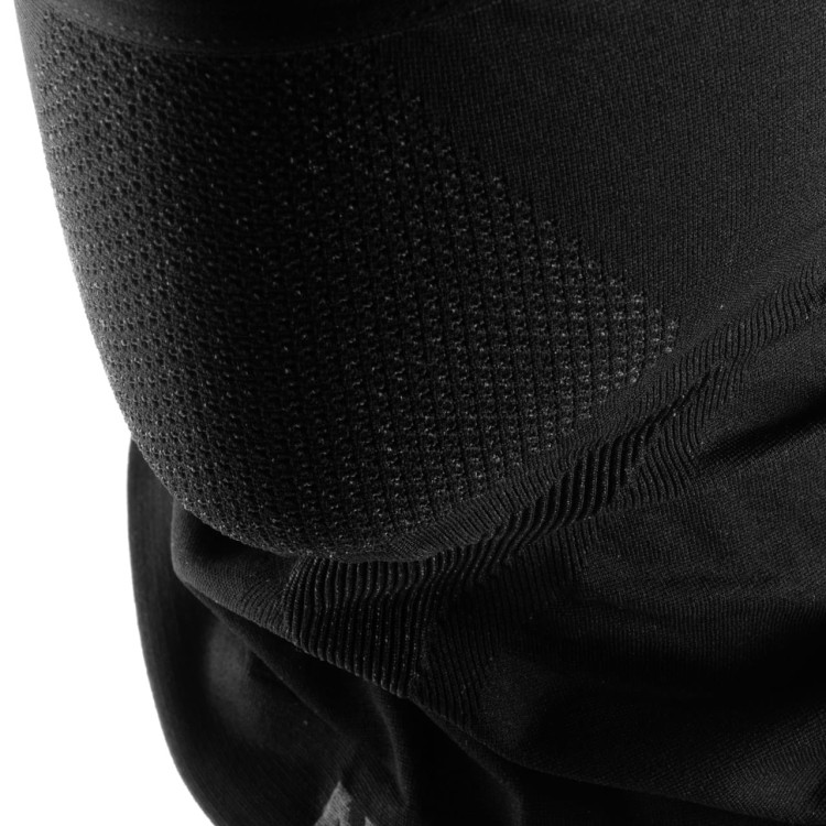 kominiarka -alpinus-active-balaclava-unisex-czarna-gt43249-detal.jpg