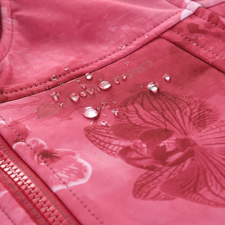 Kurtka-dziecieca-wiatroodporna-softshell-windbarrier-8000-Hooro-rozowa (10).jpg